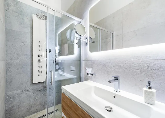 Dua Hotel 4*
